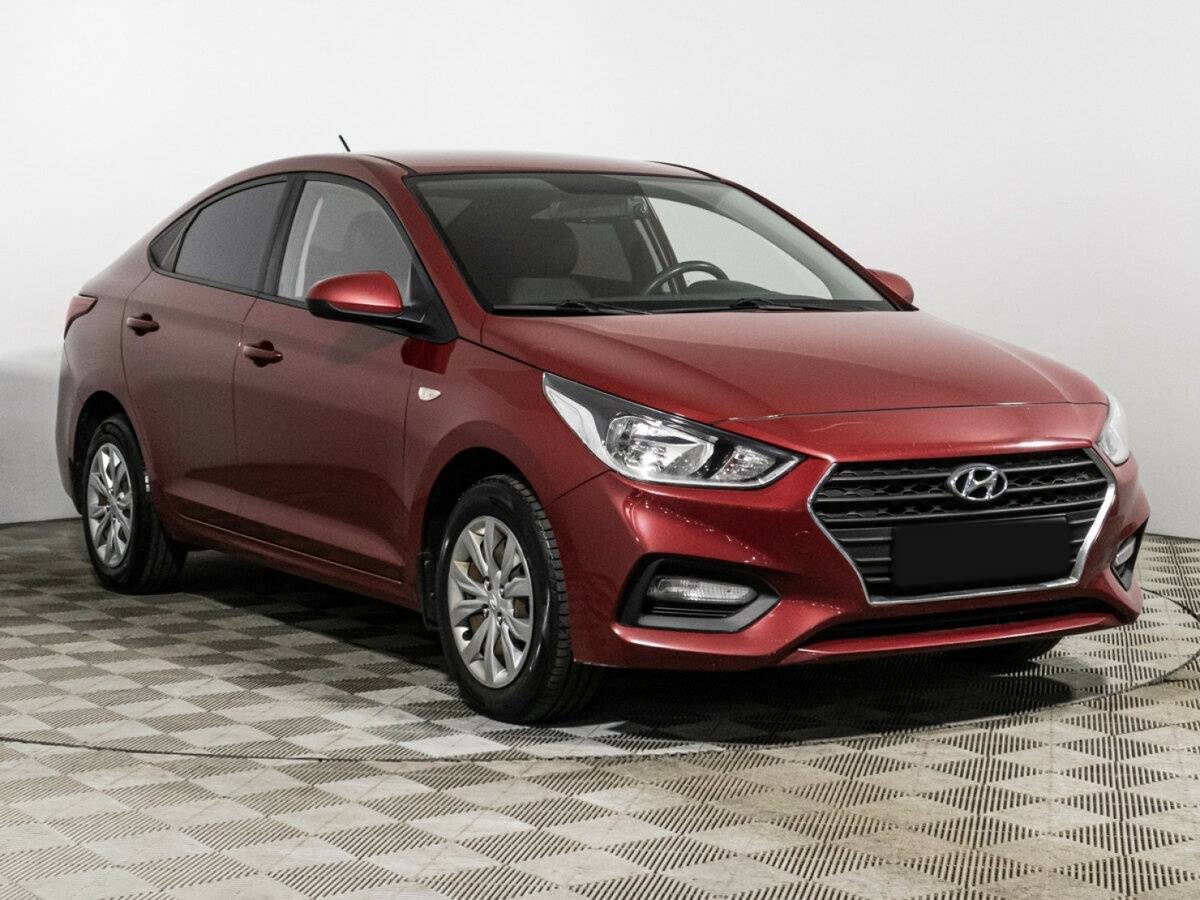 Купить Hyundai Solaris, 2018, 154 973 км, фото №3