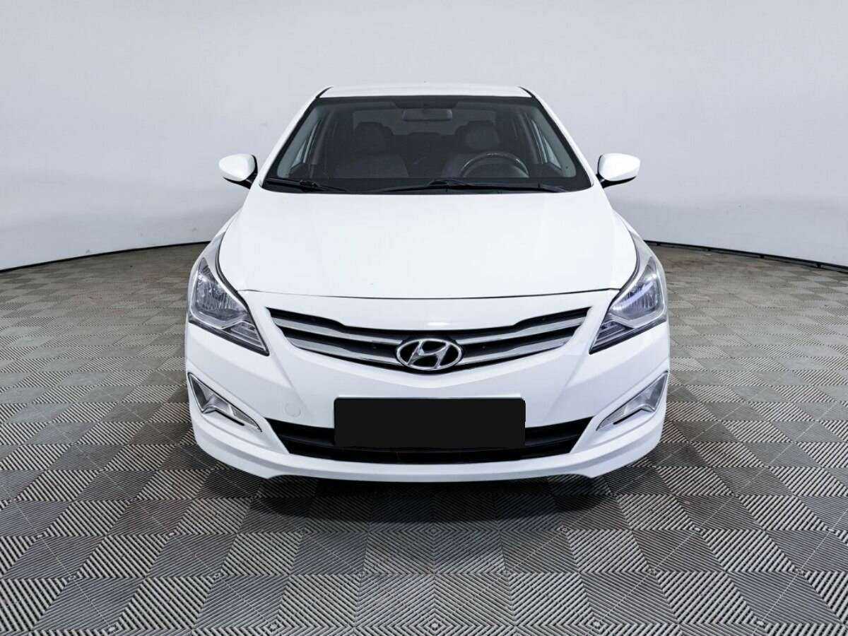 Купить Hyundai Solaris, 2016, 209 000 км, фото №2