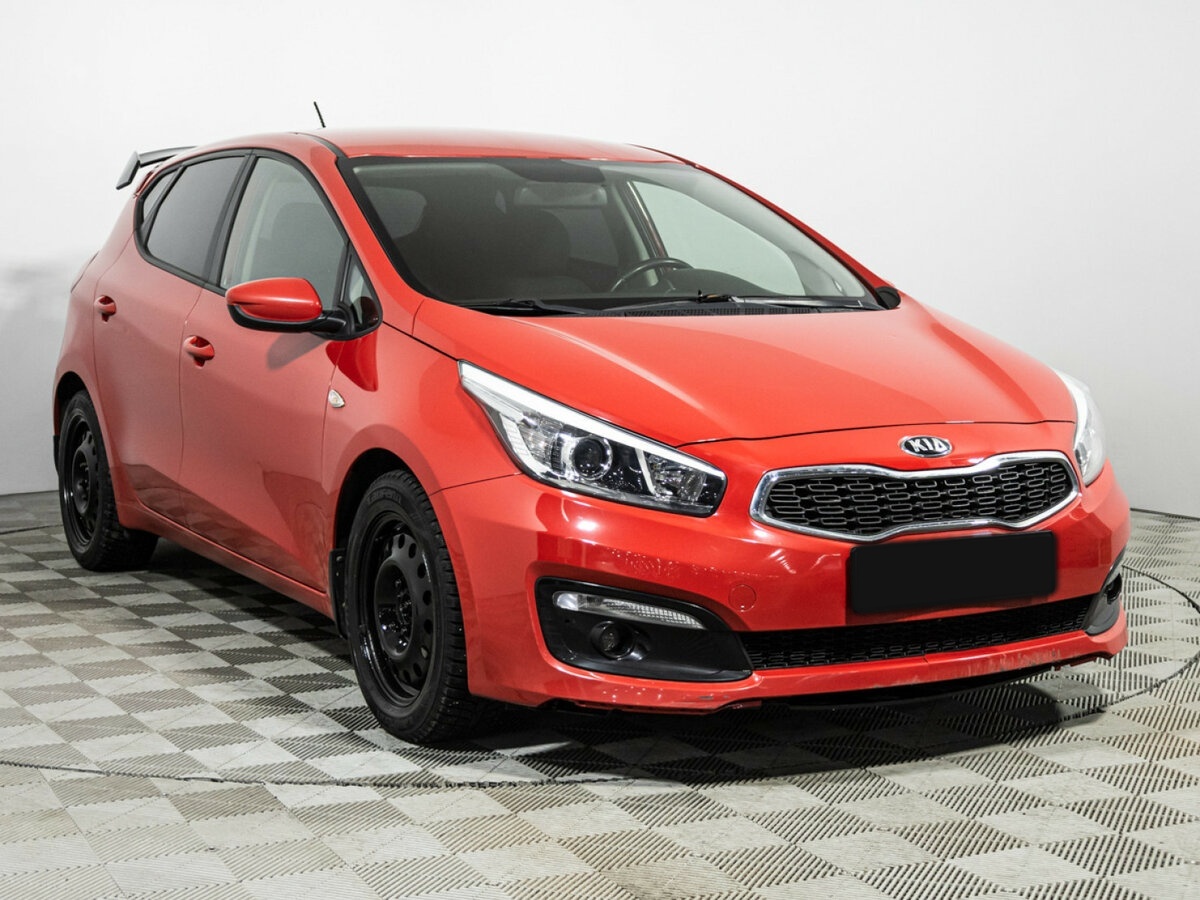Купить Kia Ceed II Рестайлинг, 2016, 65 800 км, фото №3