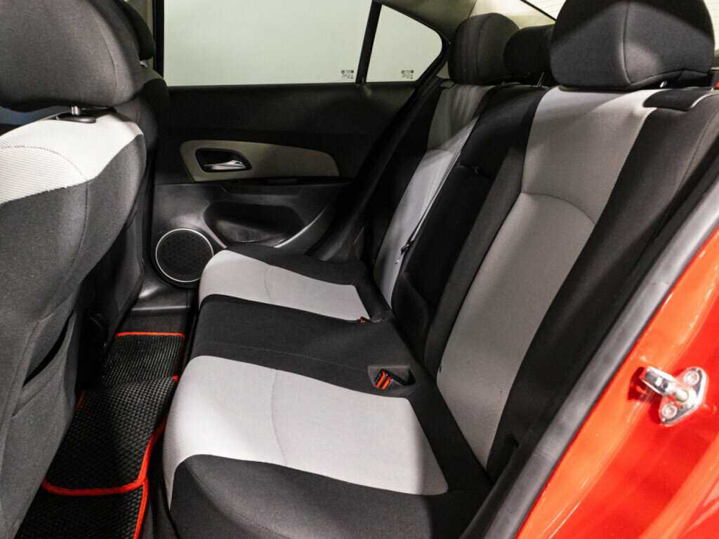 Купить Chevrolet Cruze, 2012, 249 467 км, фото №10
