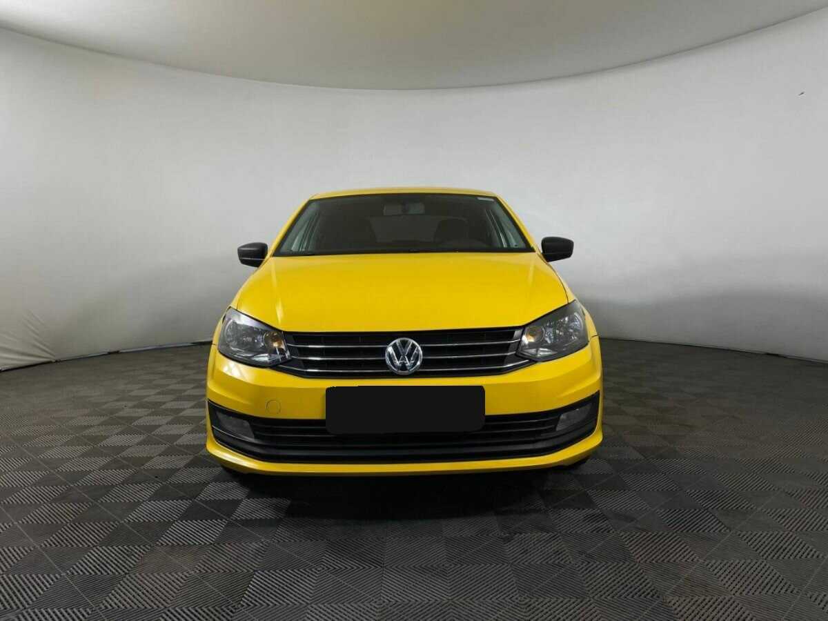 Купить Volkswagen Polo, 2017, 384 816 км, фото №2