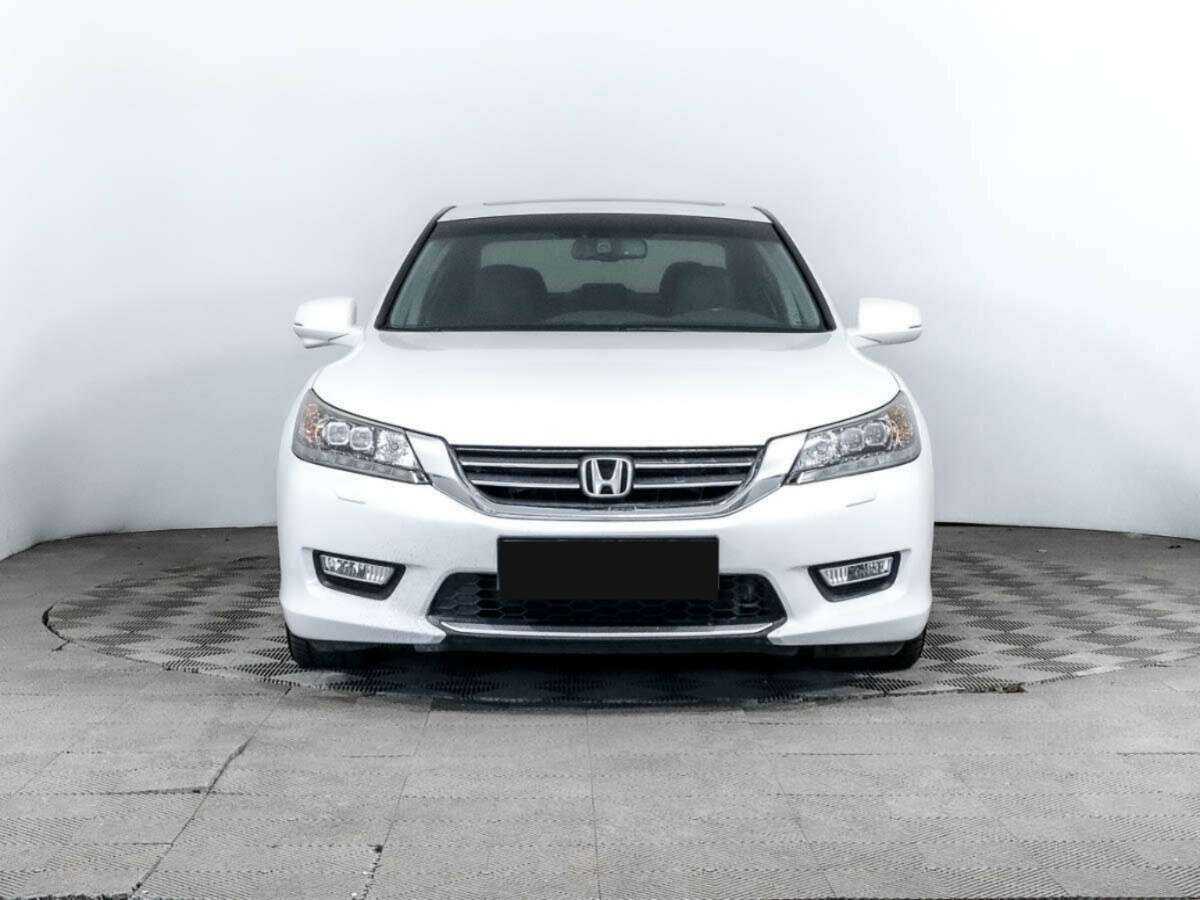 Купить Honda Accord, 2013, 165 000 км, фото №2