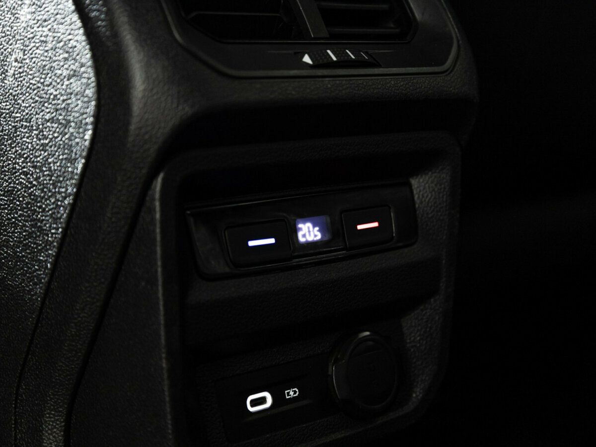 Купить Volkswagen Tiguan II Рестайлинг, 2021, 94 592 км, фото №20