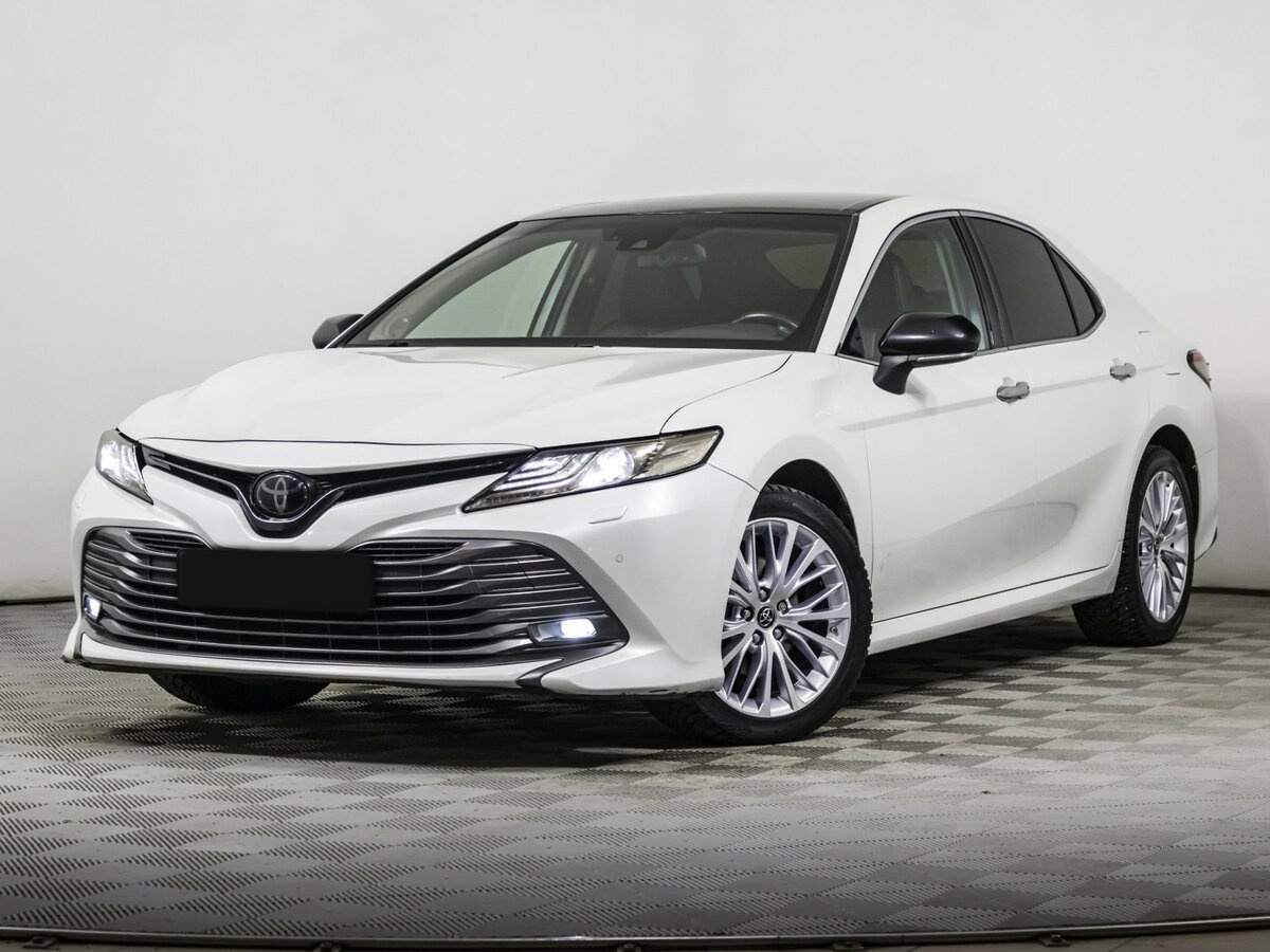 Купить Toyota Camry VIII (XV70), 2019, 101 000 км, фото №1