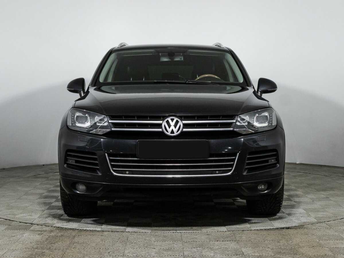 Купить Volkswagen Touareg, 2012, 329 160 км, фото №2