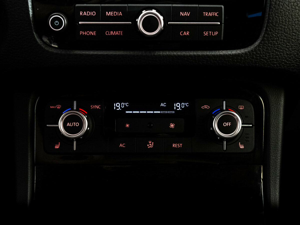 Купить Volkswagen Touareg II, 2012, 183 121 км, фото №15