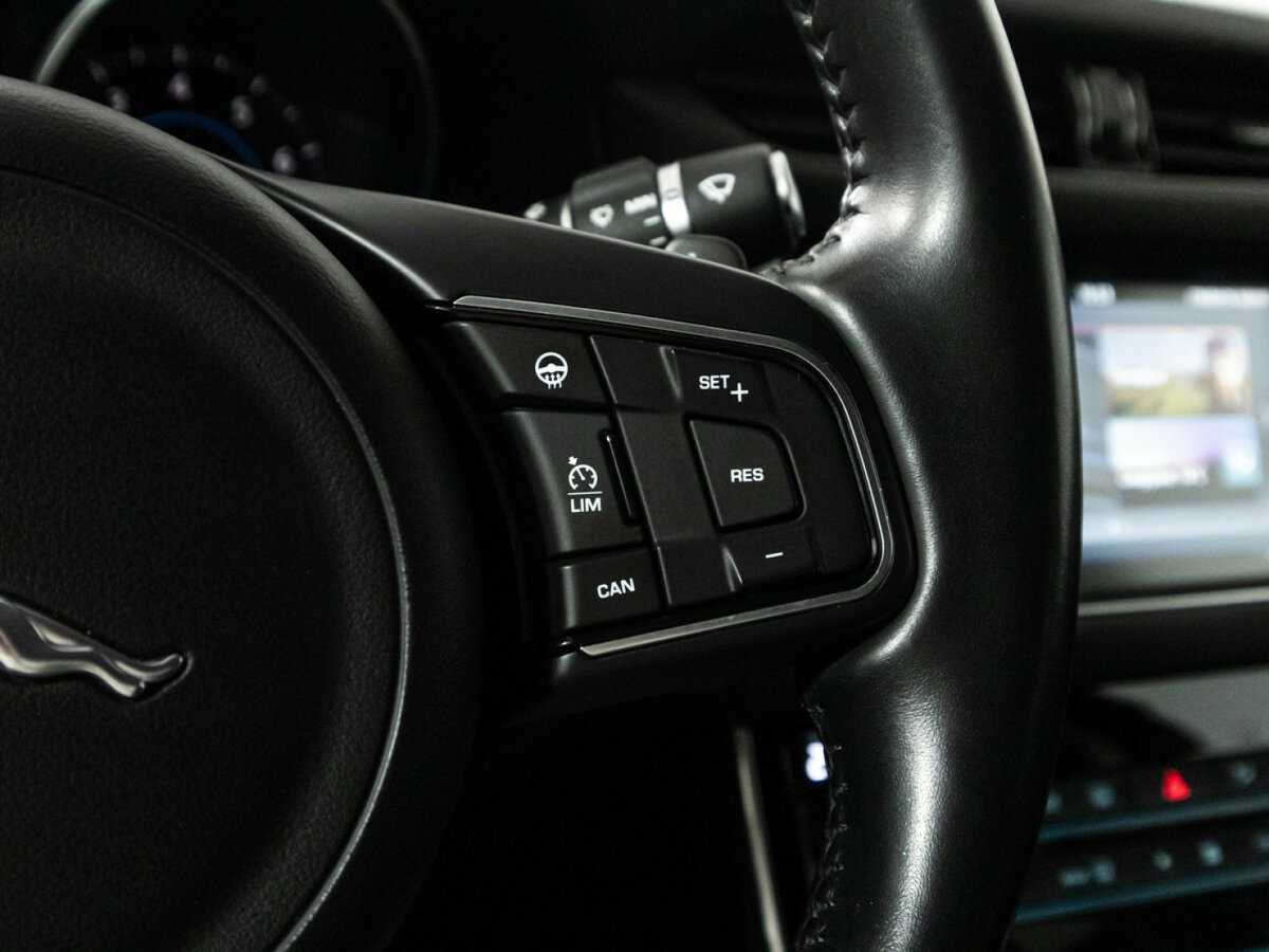 Купить Jaguar XF, 2016, 59 128 км, фото №24