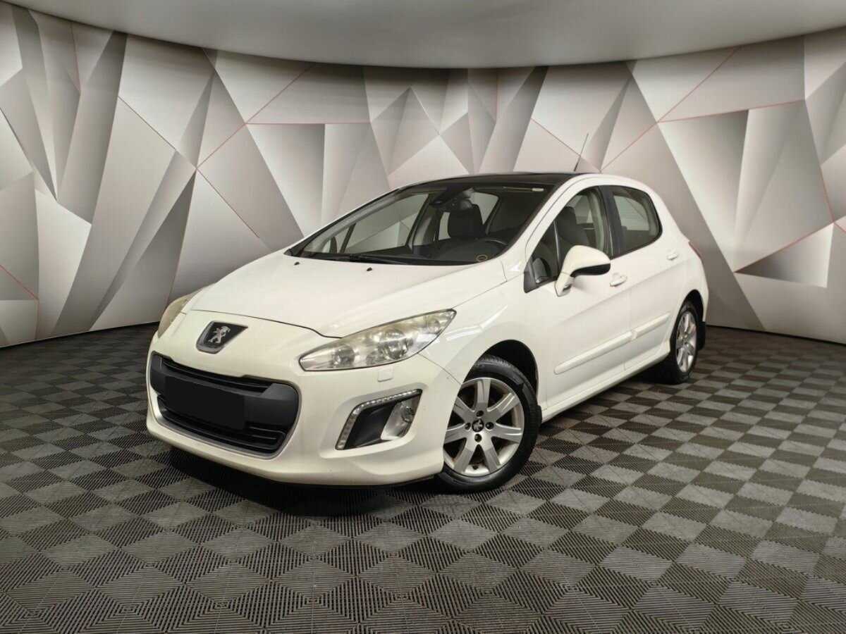 Купить Peugeot 308, 2012, 156 000 км, фото №1