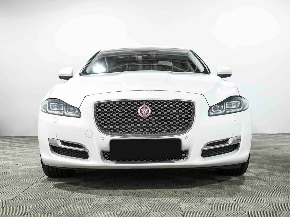 Купить Jaguar XJ, 2016, 118 568 км, фото №2