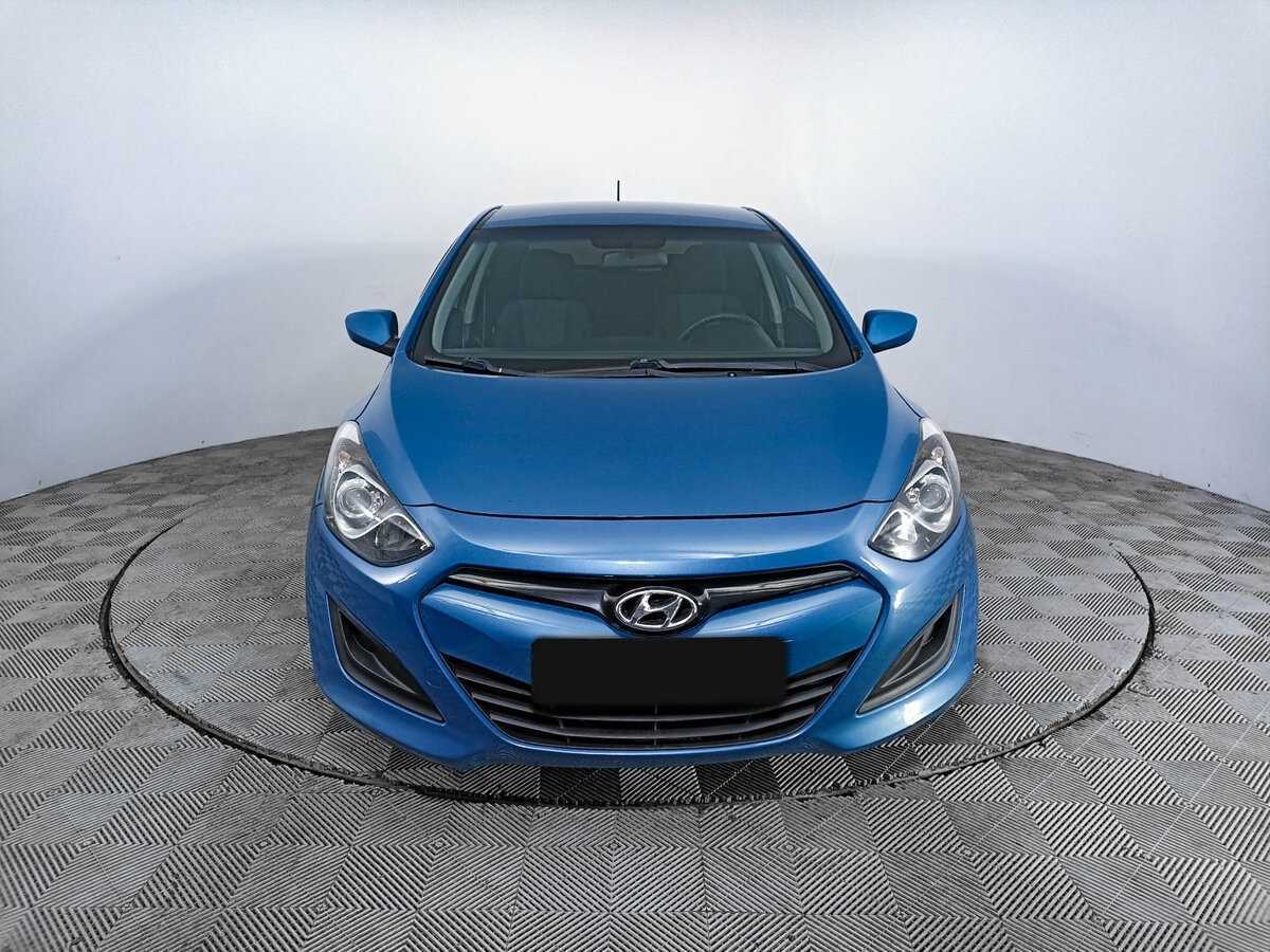 Купить Hyundai i30, 2013, 182 678 км, фото №2