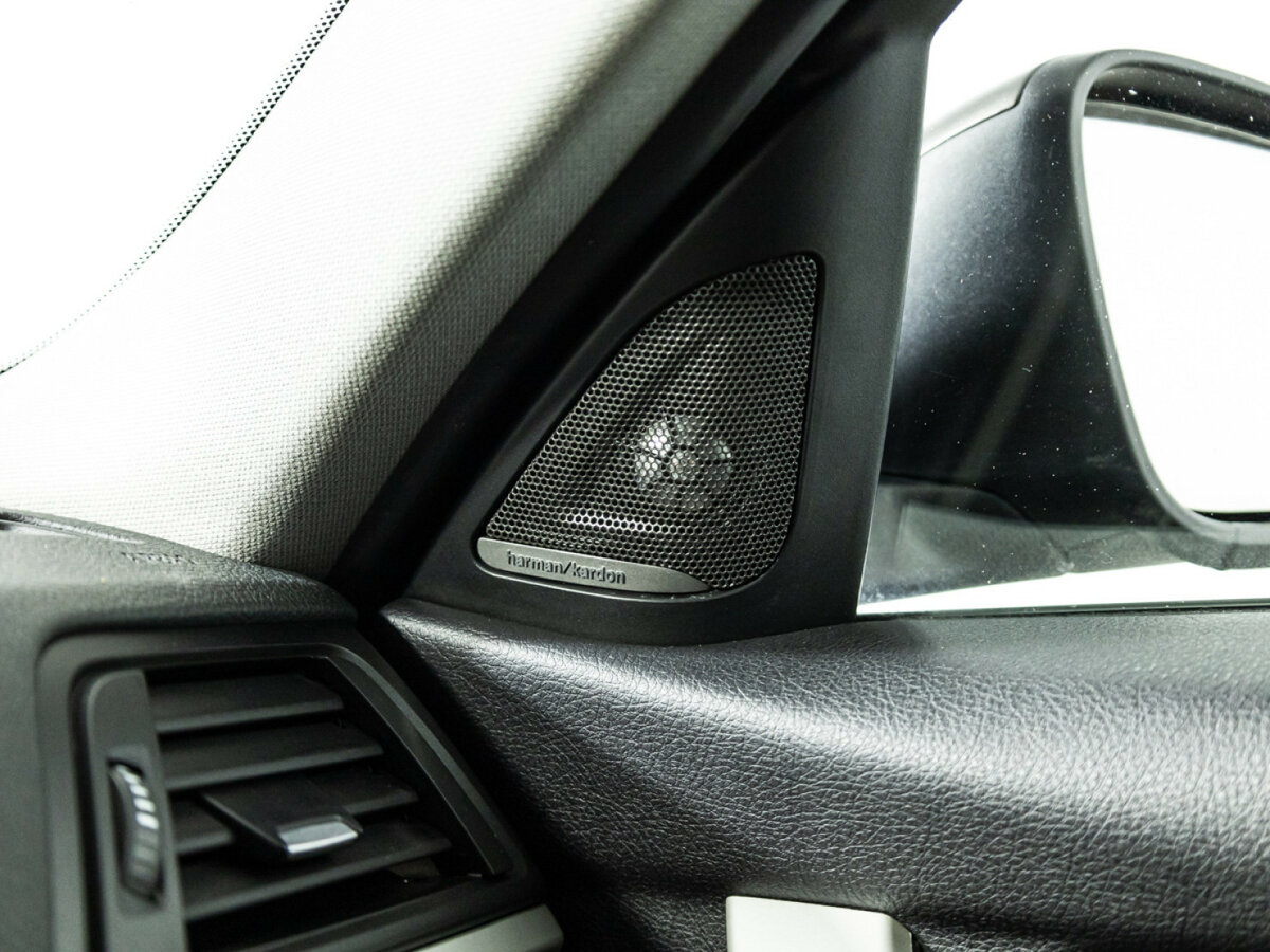 Купить BMW 3 серии 320i VI (F3x), 2015, 189 000 км, фото №17