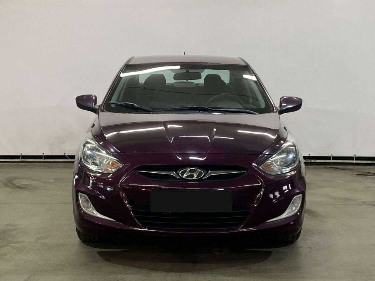 Купить Hyundai Solaris, 2012, 179 089 км, фото №2