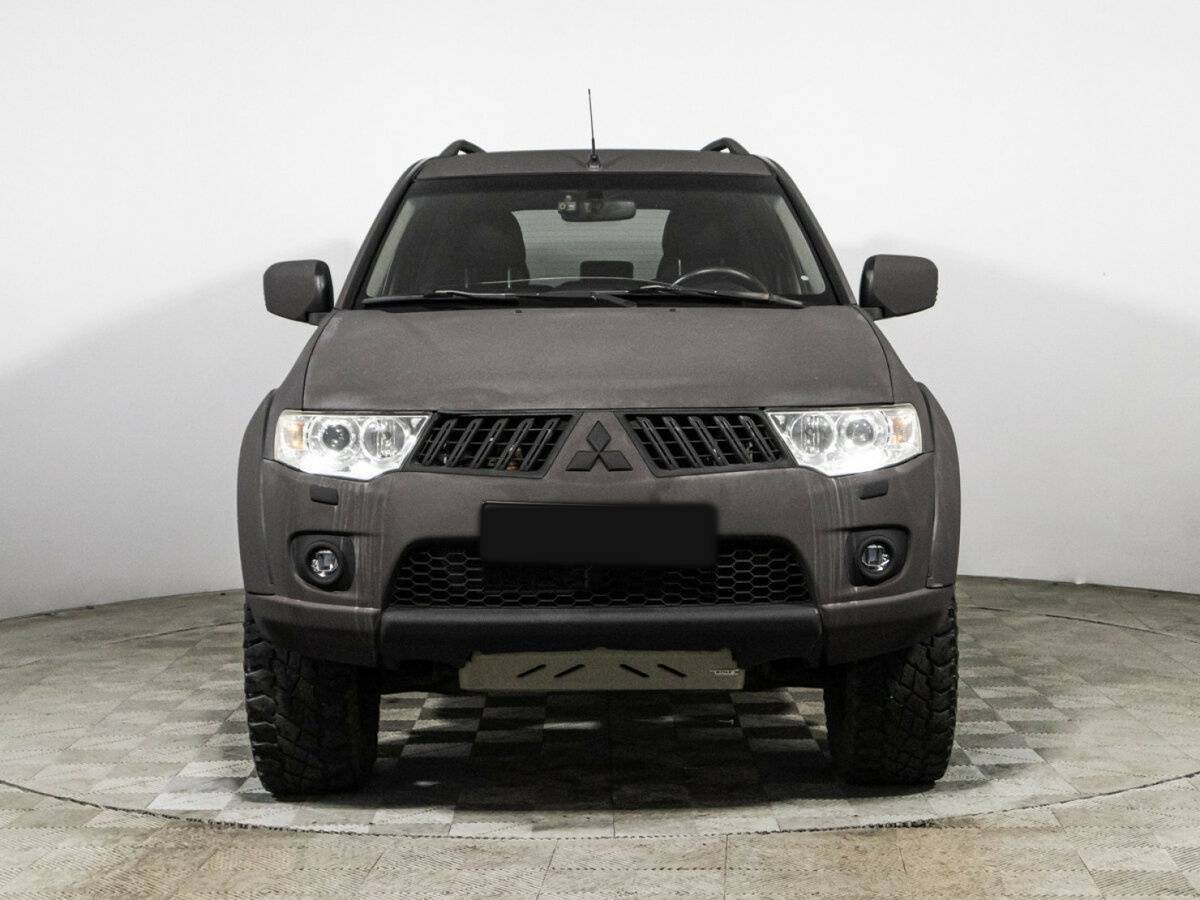 Купить Mitsubishi Pajero Sport, 2012, 291 000 км, фото №2