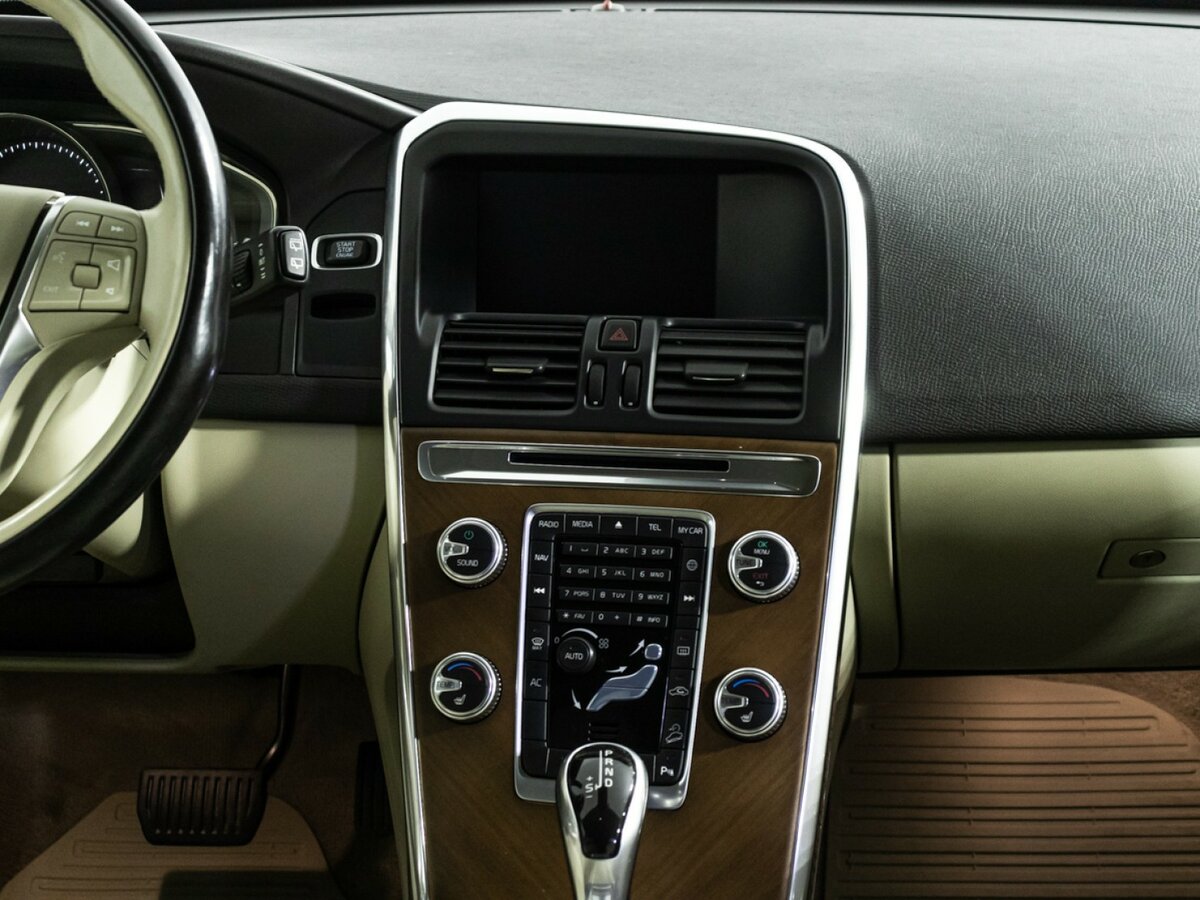 Купить Volvo XC60 I Рестайлинг, 2016, 85 724 км, фото №13