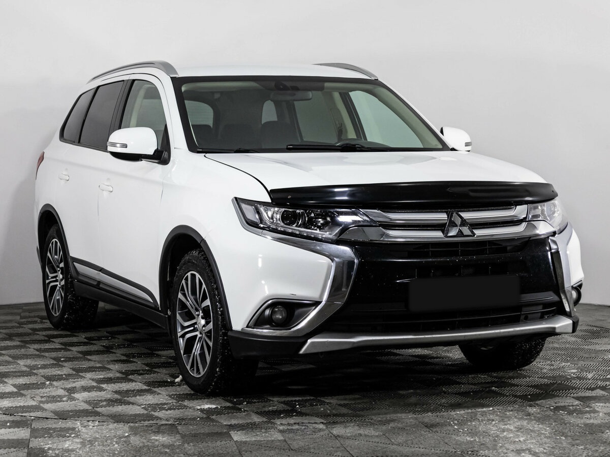Купить Mitsubishi Outlander III Рестайлинг 2, 2017, 182 145 км, фото №3