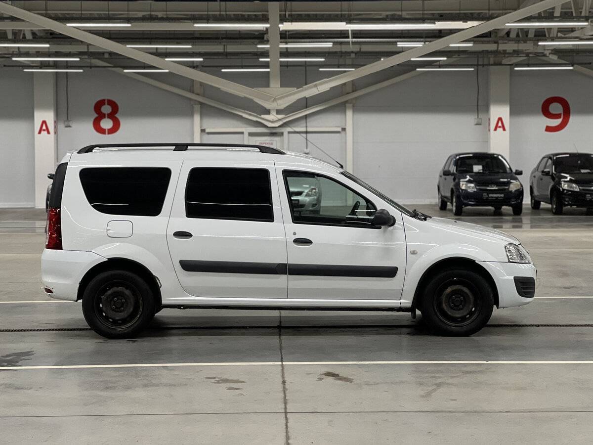 Купить Lada (ВАЗ) Largus, 2017, 187 942 км, фото №4