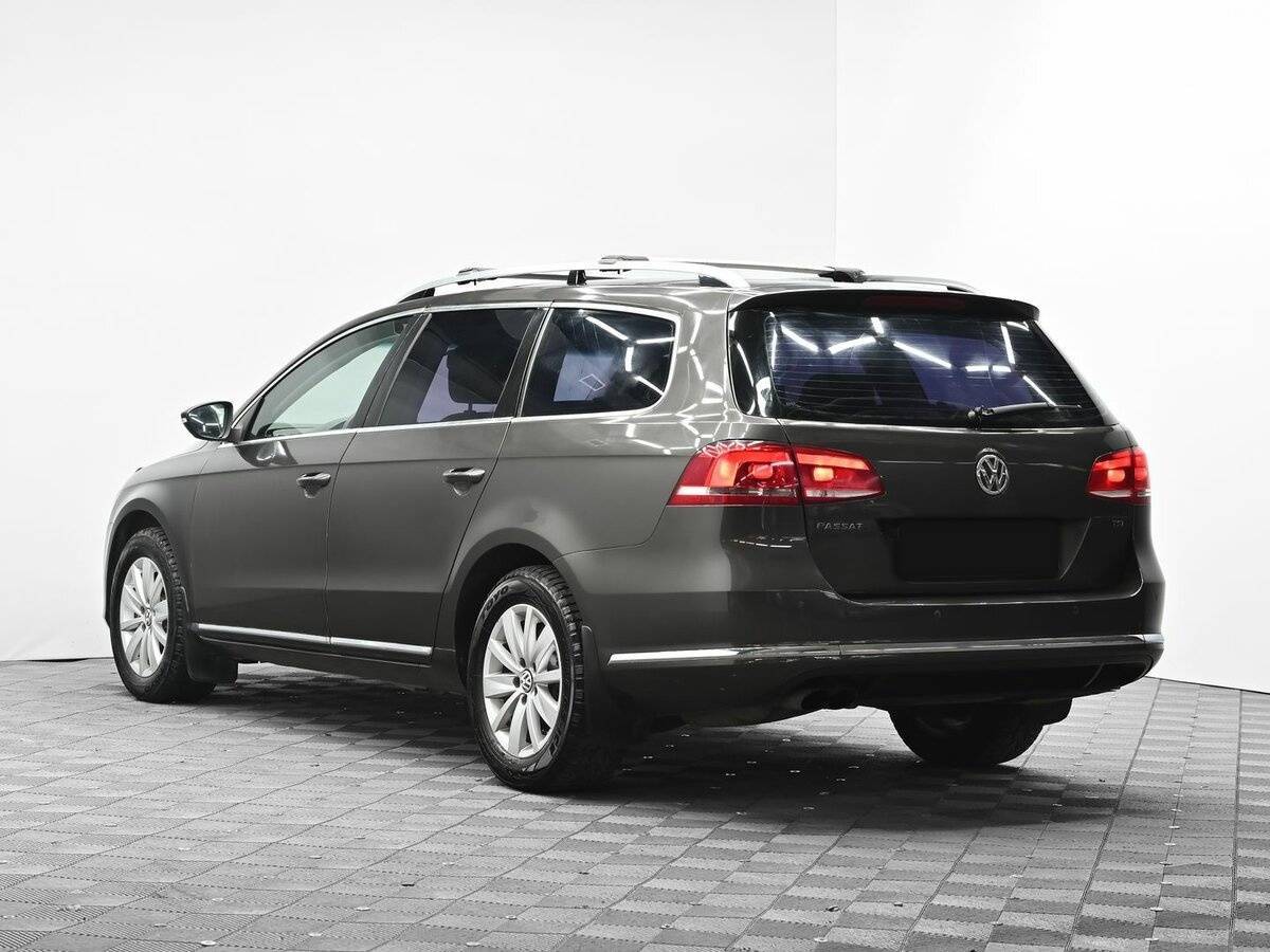 Купить Volkswagen Passat, 2012, 121 000 км, фото №3