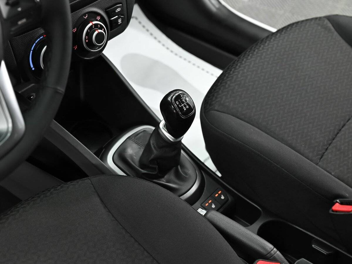 Купить Kia Rio, 2013, 111 000 км, фото №11