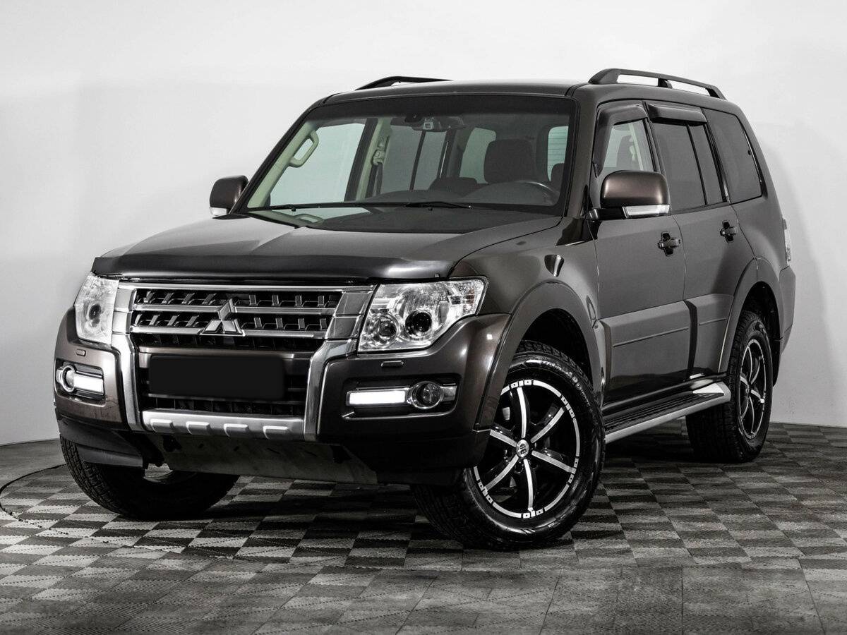 Купить Mitsubishi Pajero IV Рестайлинг 2, 2017, 110 534 км, фото №1