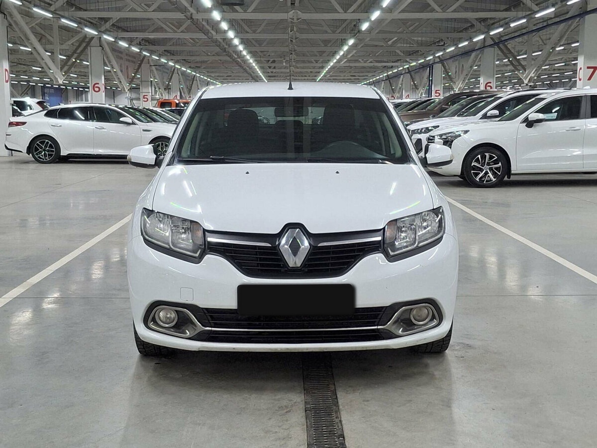 Купить Renault Logan II, 2017, 143 250 км, фото №2