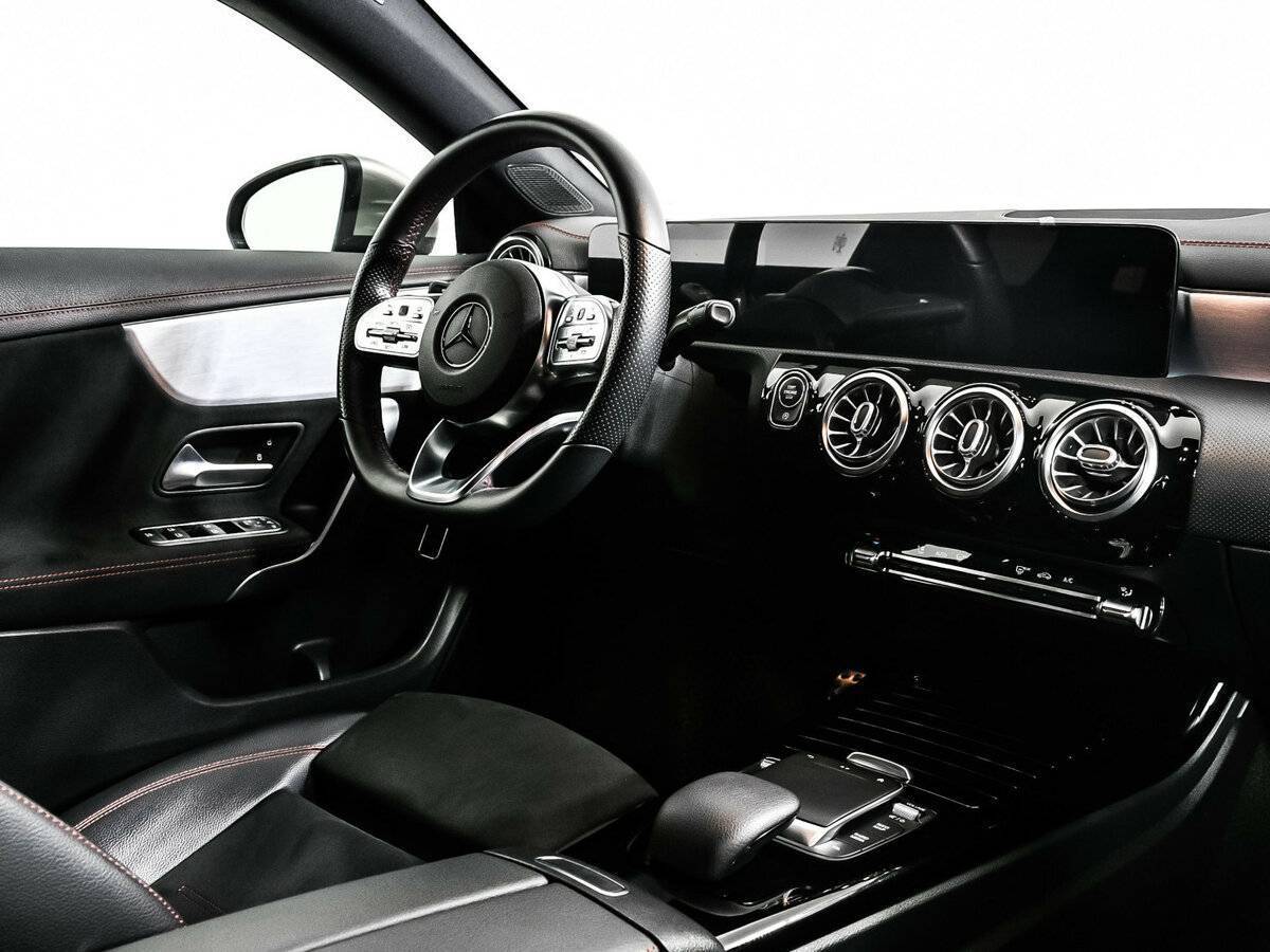 Купить Mercedes-Benz CLA 200, 2020, 44 731 км, фото №9