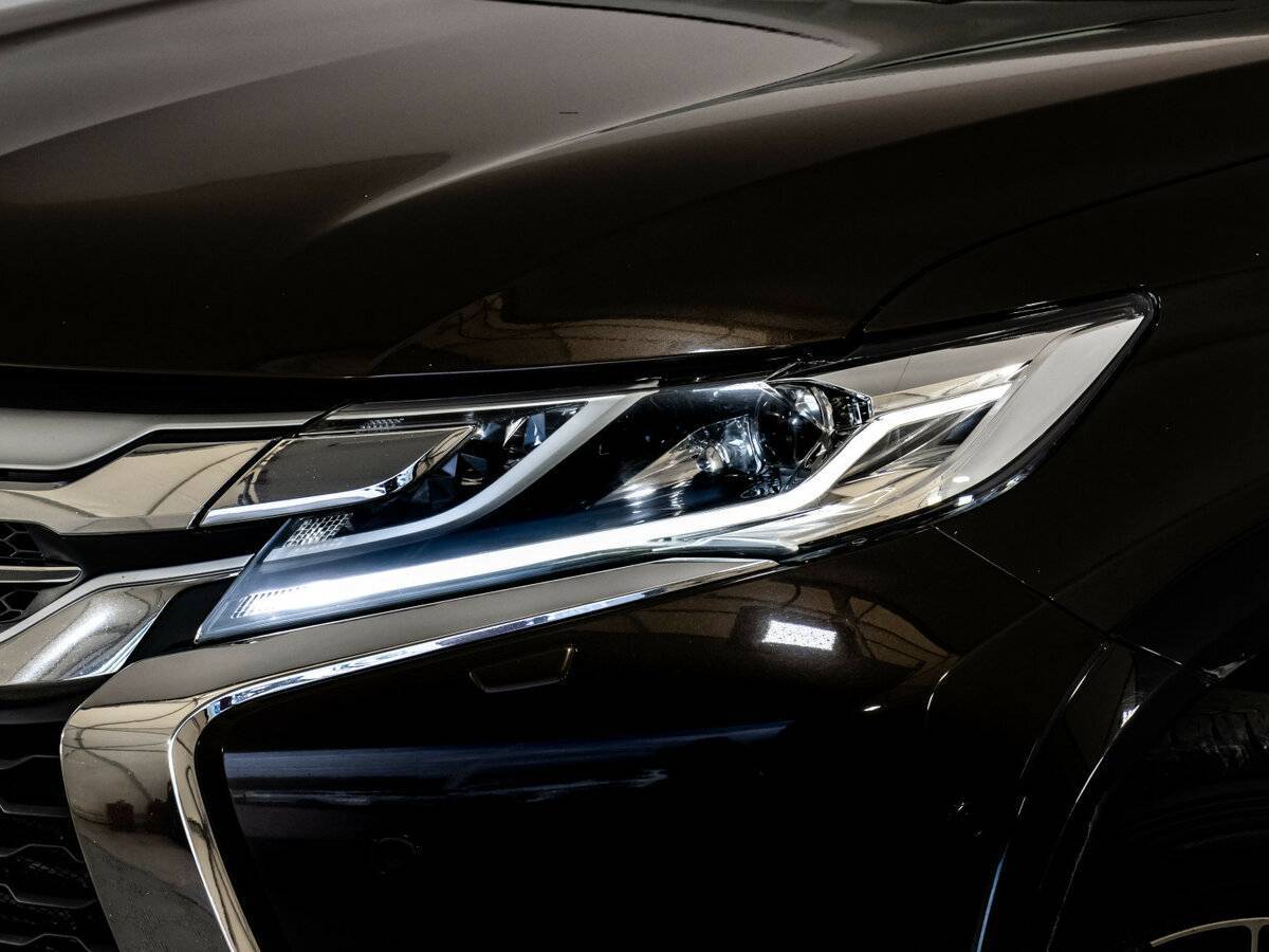 Купить Mitsubishi Pajero Sport, 2019, 200 578 км, фото №2