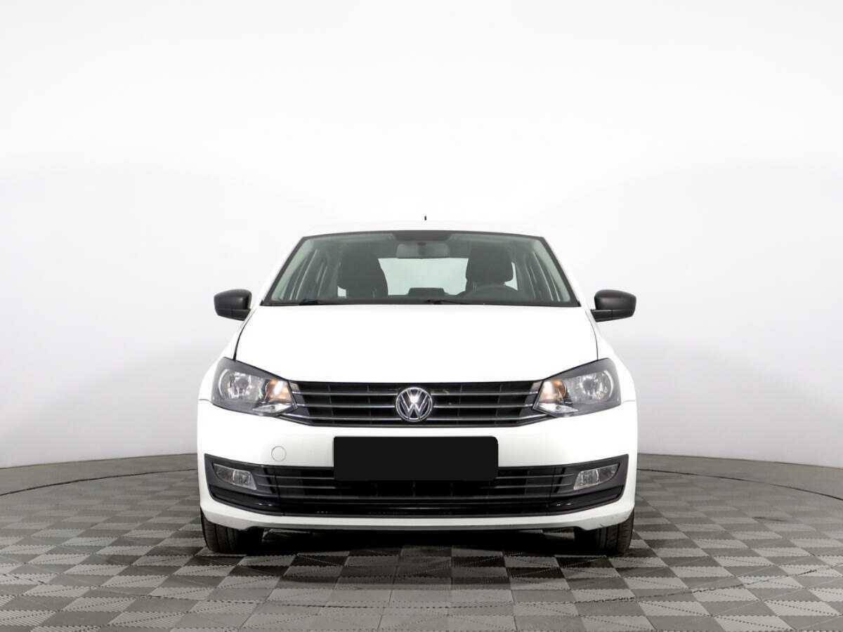 Купить Volkswagen Polo, 2018, 220 998 км, фото №2