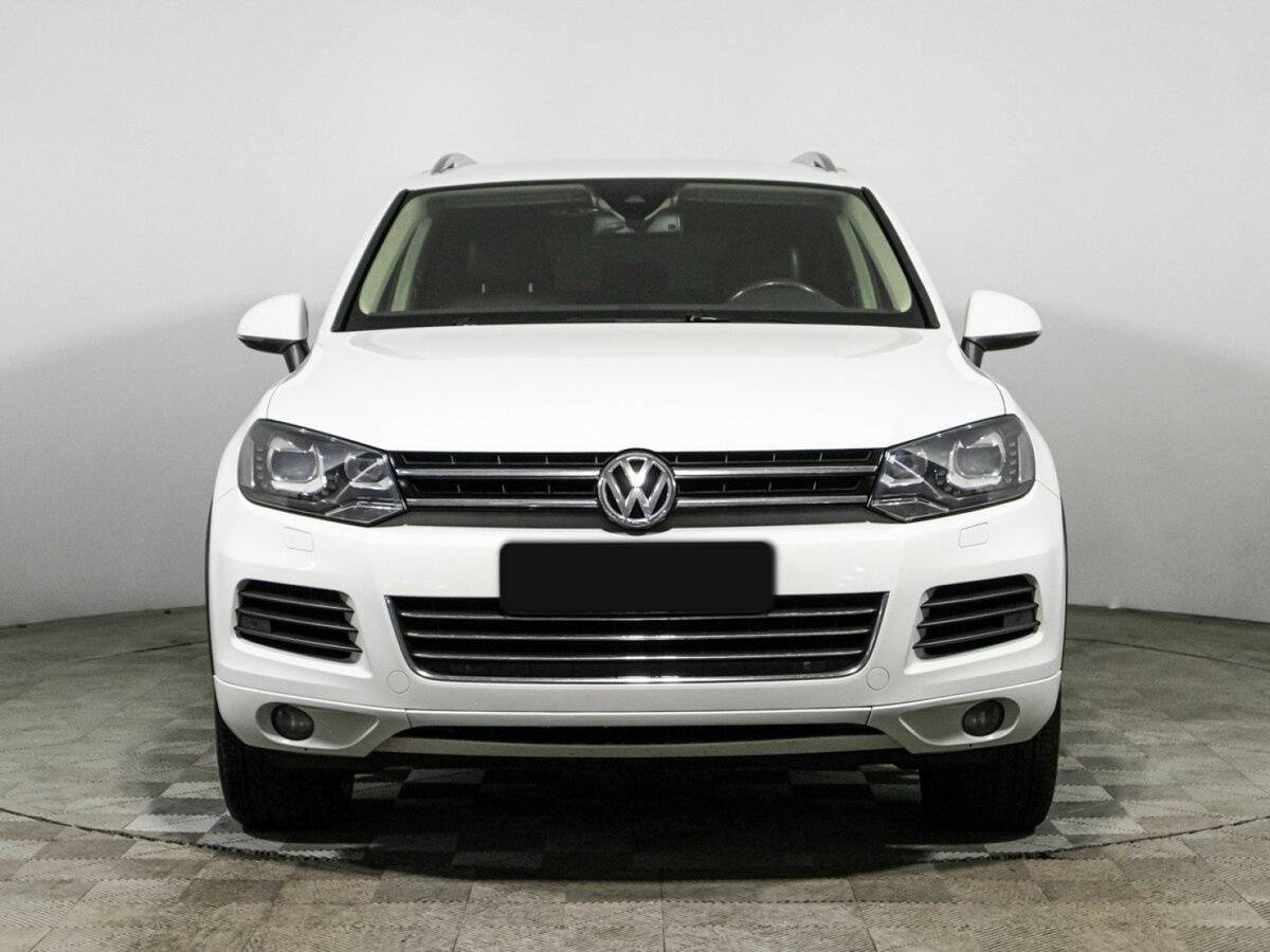 Купить Volkswagen Touareg, 2013, 198 000 км, фото №2
