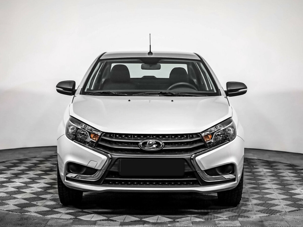 Купить Lada (ВАЗ) Vesta I, 2018, 22 765 км, фото №2