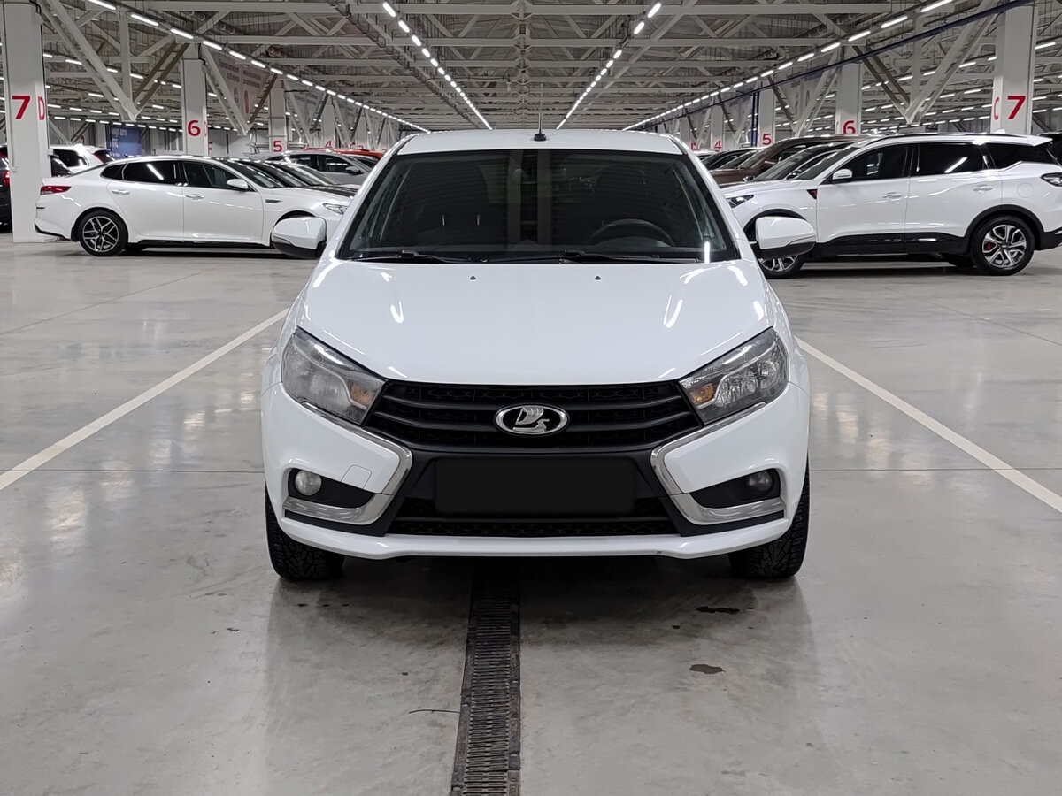 Купить Lada (ВАЗ) Vesta I, 2020, 70 290 км, фото №2