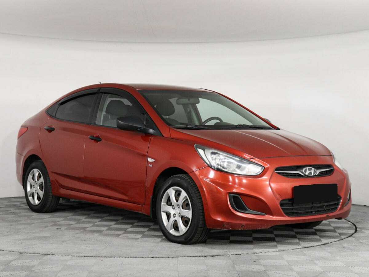 Купить Hyundai Solaris, 2013, 184 158 км, фото №2