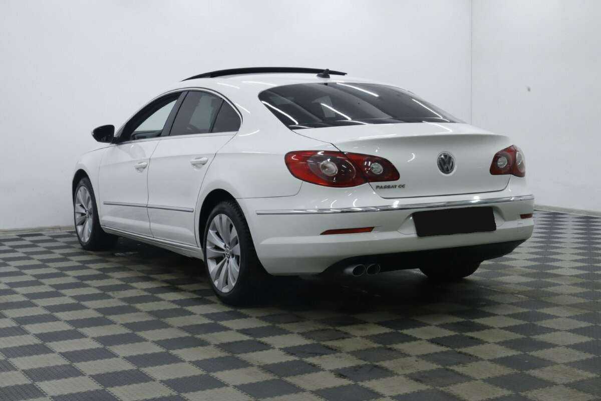 Купить Volkswagen Passat CC, 2012, 131 000 км, фото №2