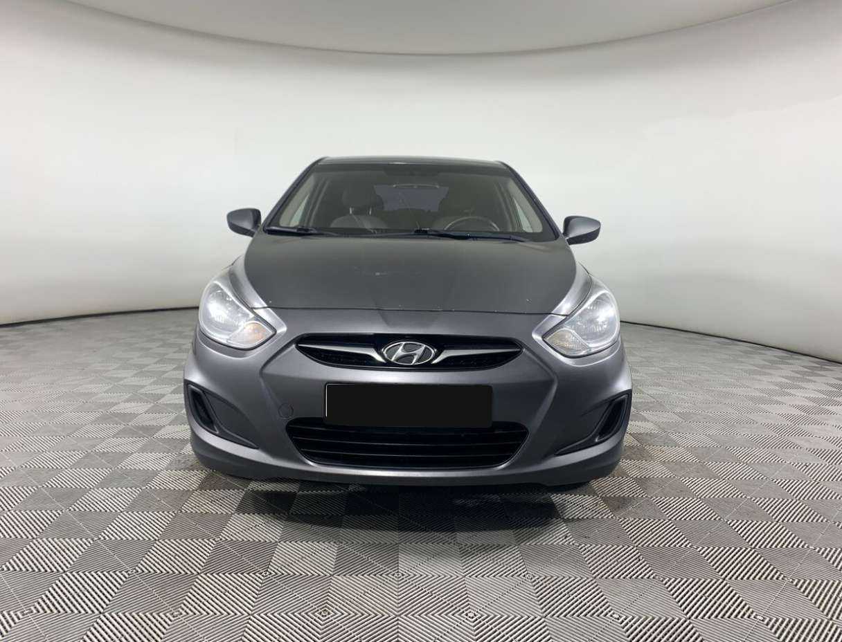 Купить Hyundai Solaris, 2012, 170 379 км, фото №2