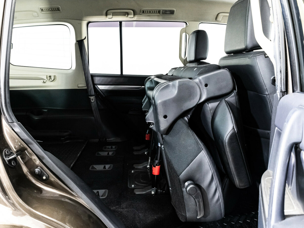 Купить Mitsubishi Pajero IV Рестайлинг 2, 2017, 110 534 км, фото №30