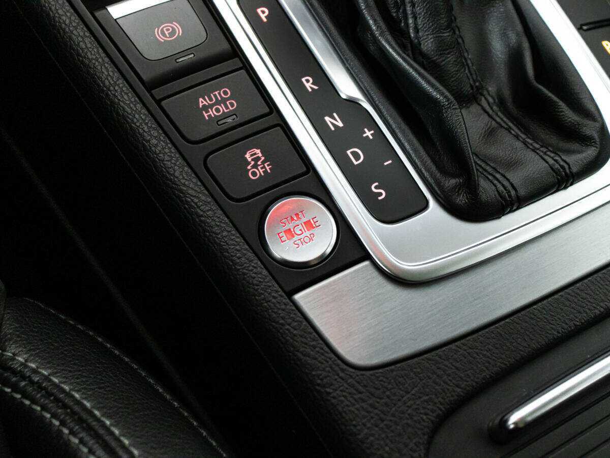 Купить Volkswagen Passat CC, 2013, 132 635 км, фото №17