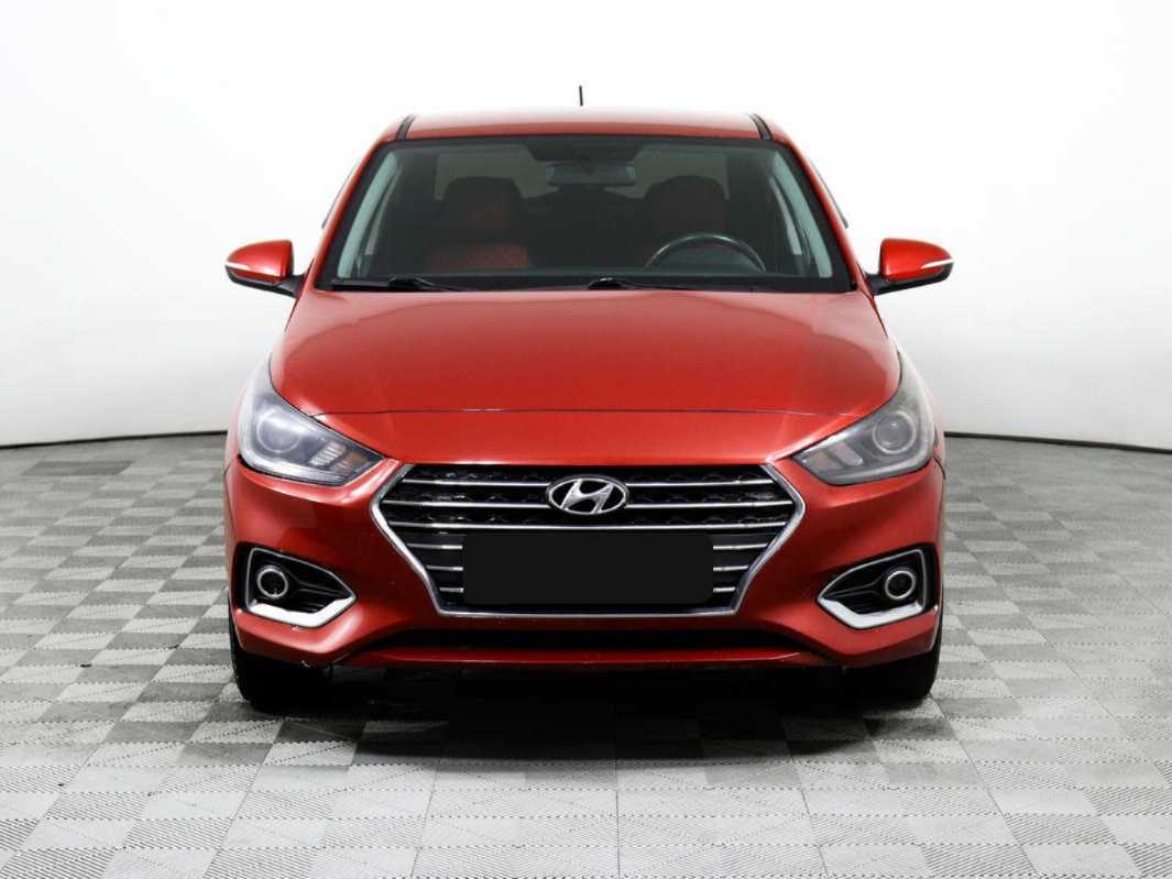 Купить Hyundai Solaris, 2017, 149 664 км, фото №2