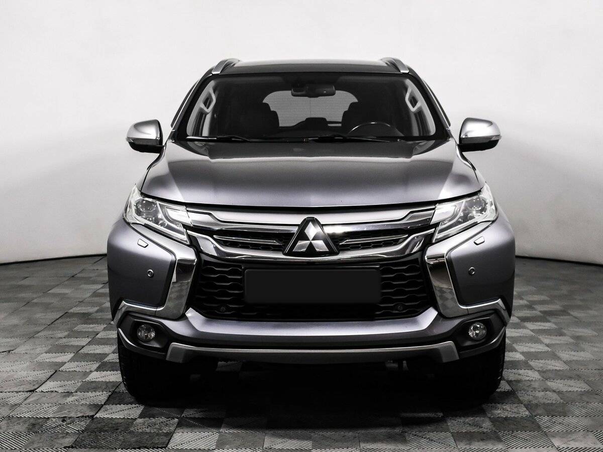 Купить Mitsubishi Pajero Sport, 2017, 130 600 км, фото №2