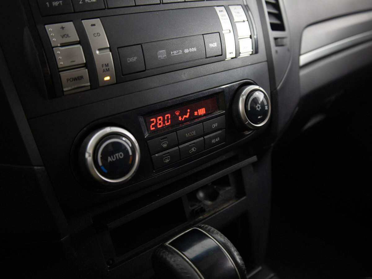 Купить Mitsubishi Pajero IV Рестайлинг 1, 2013, 152 060 км, фото №13