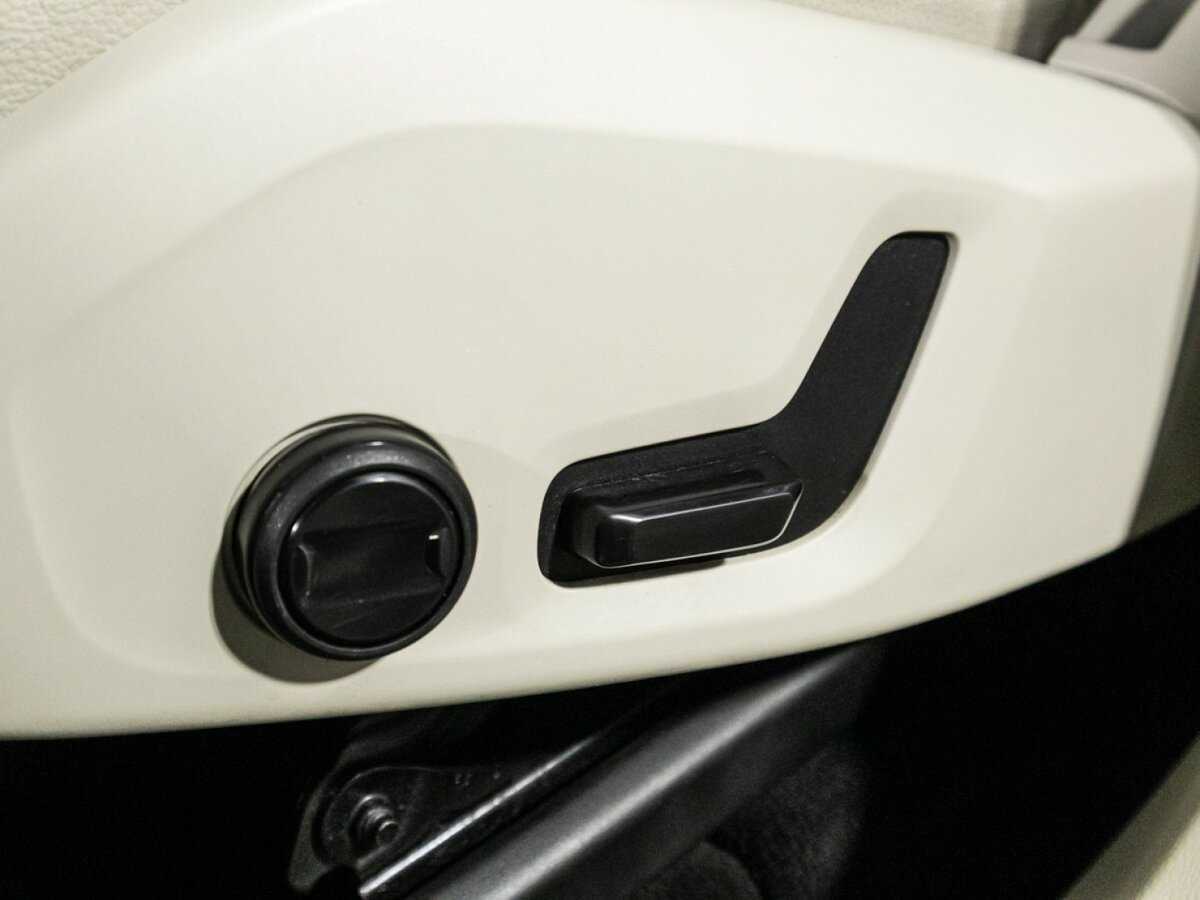 Купить Volvo XC60, 2019, 175 945 км, фото №18