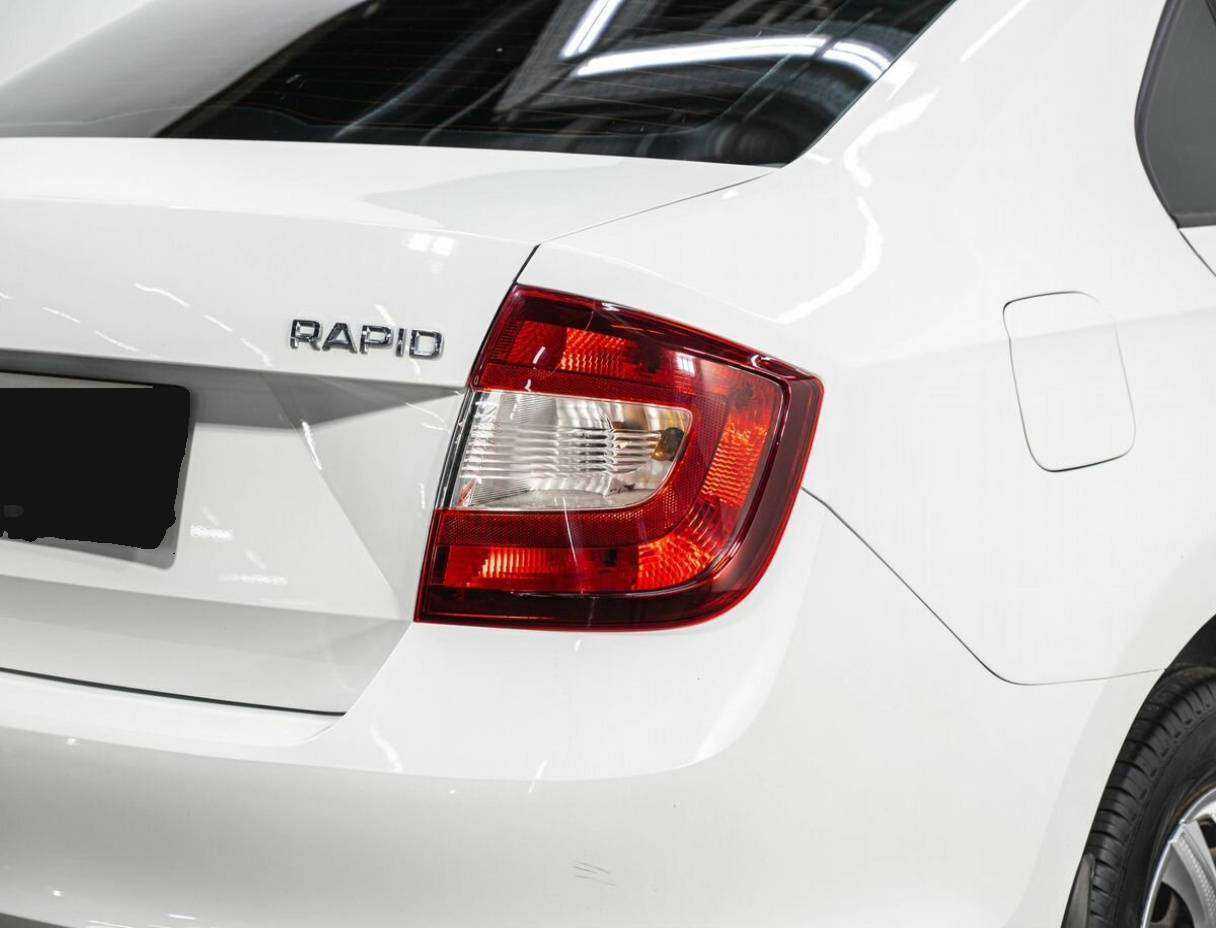 Купить Skoda Rapid, 2017, 157 992 км, фото №10