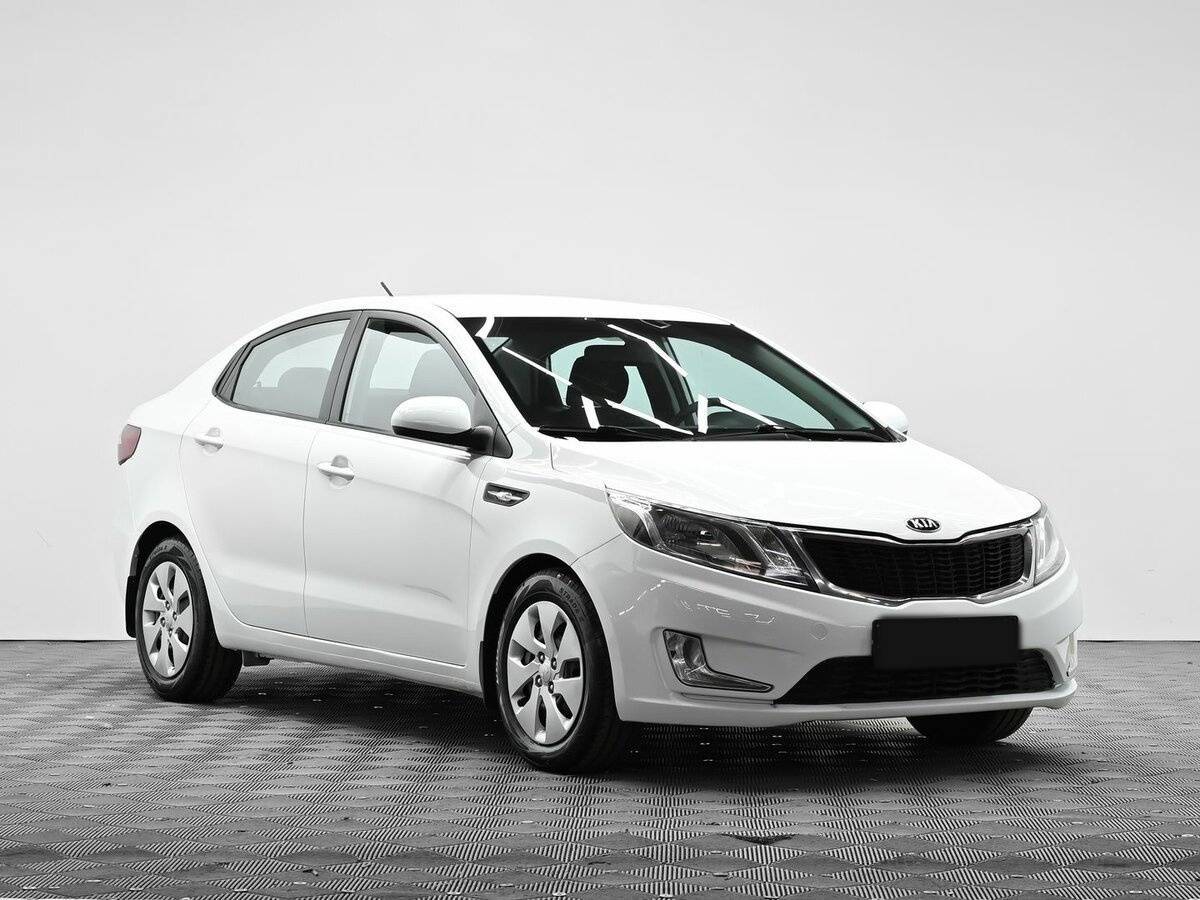 Купить Kia Rio, 2013, 111 000 км, фото №2