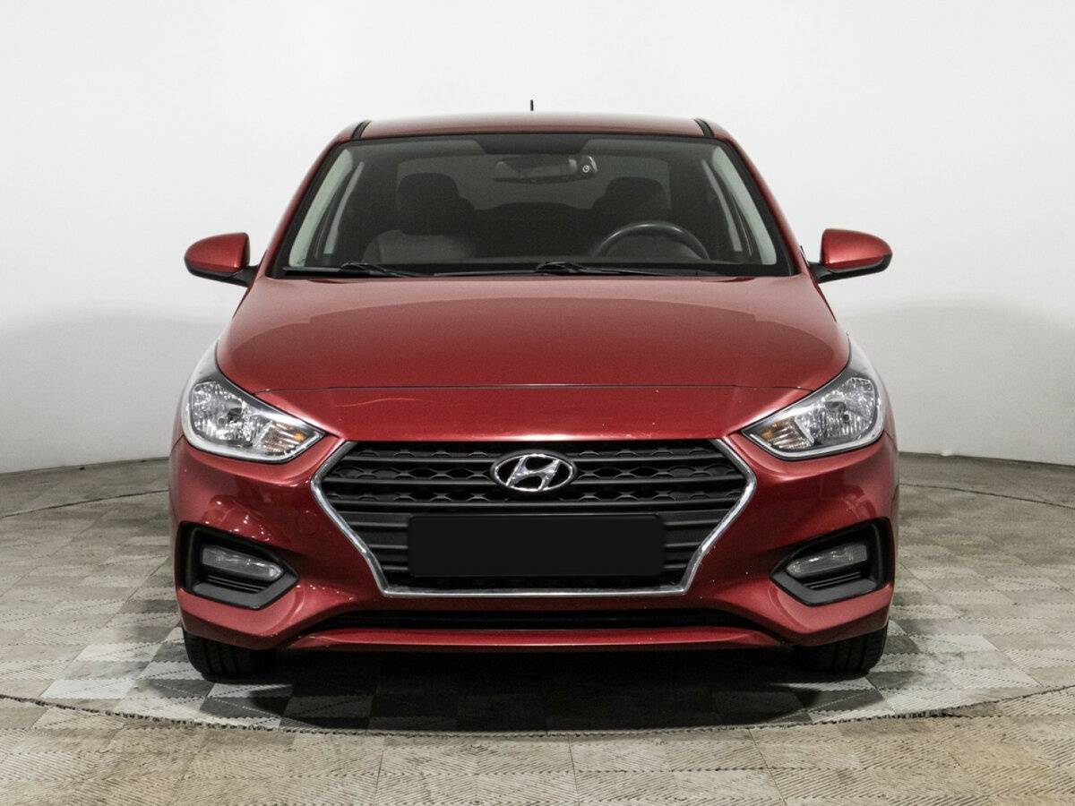Купить Hyundai Solaris, 2018, 154 973 км, фото №2