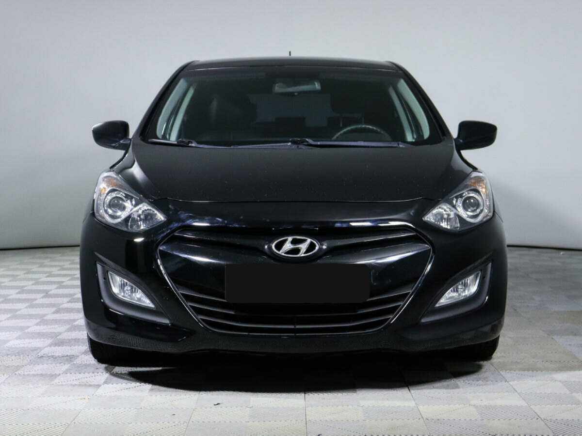 Купить Hyundai i30, 2012, 125 680 км, фото №2