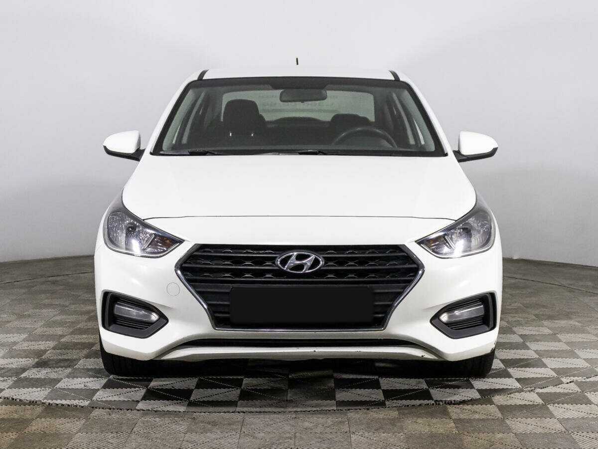 Купить Hyundai Solaris, 2017, 327 514 км, фото №2
