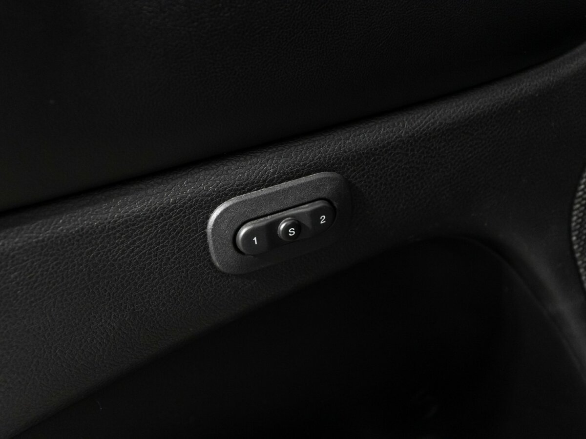 Купить Jeep Grand Cherokee IV (WK2) Рестайлинг, 2015, 126 000 км, фото №17