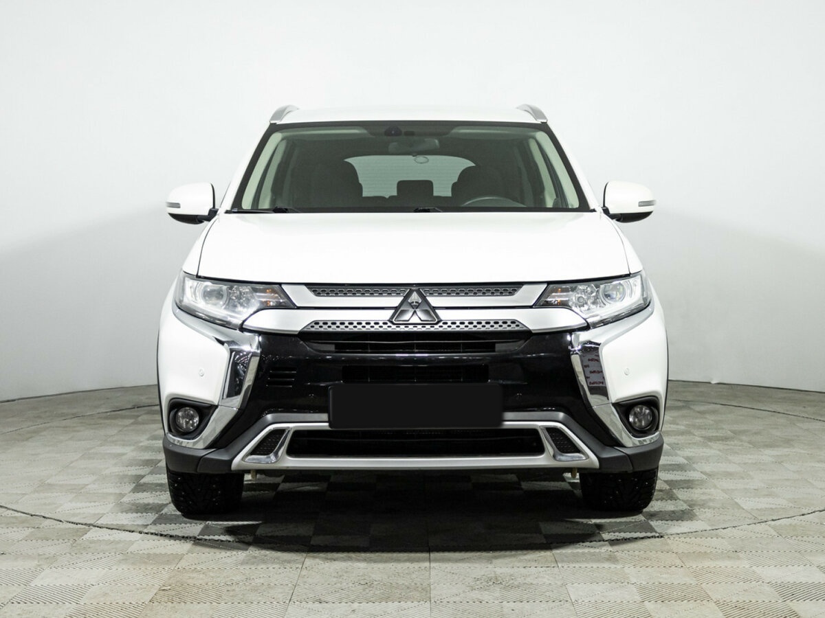 Купить Mitsubishi Outlander III Рестайлинг 3, 2018, 63 107 км, фото №2