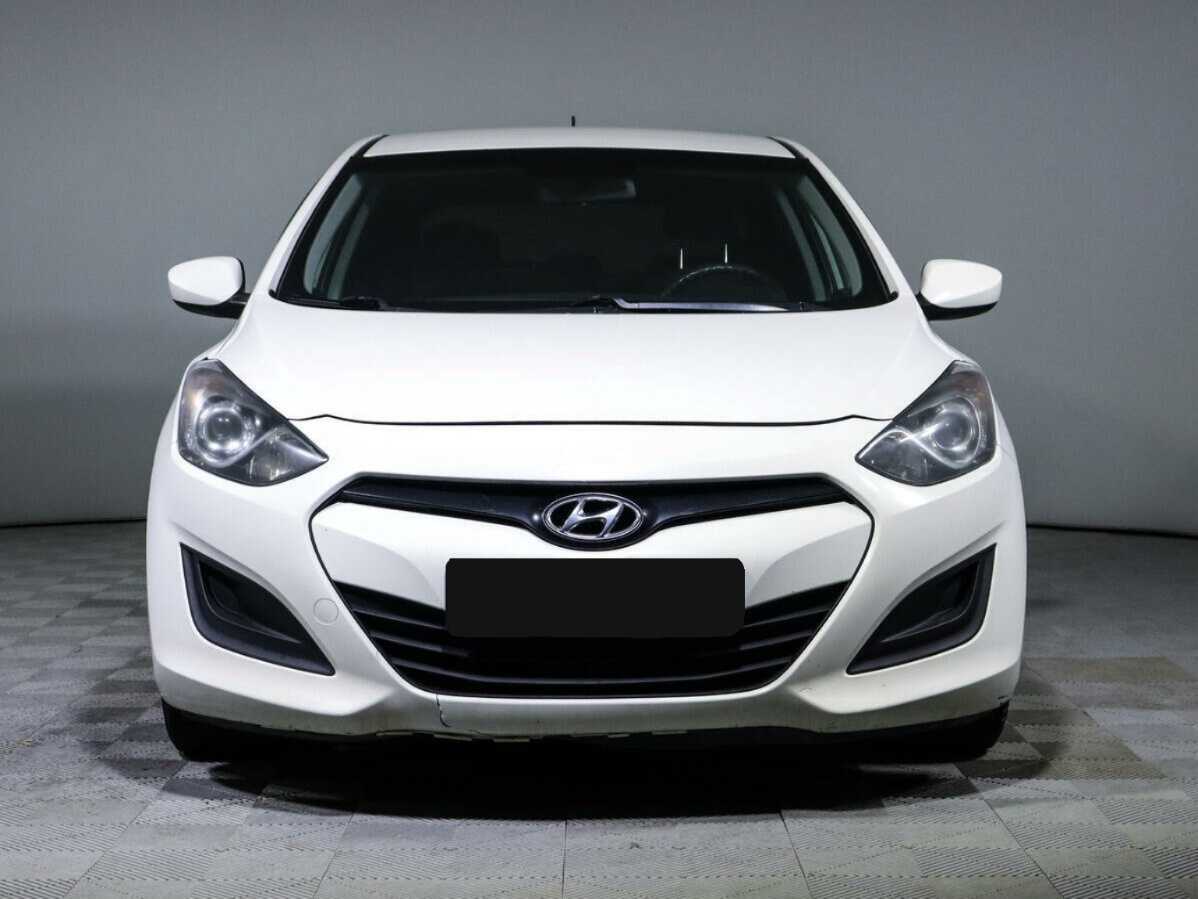 Купить Hyundai i30, 2013, 218 378 км, фото №2