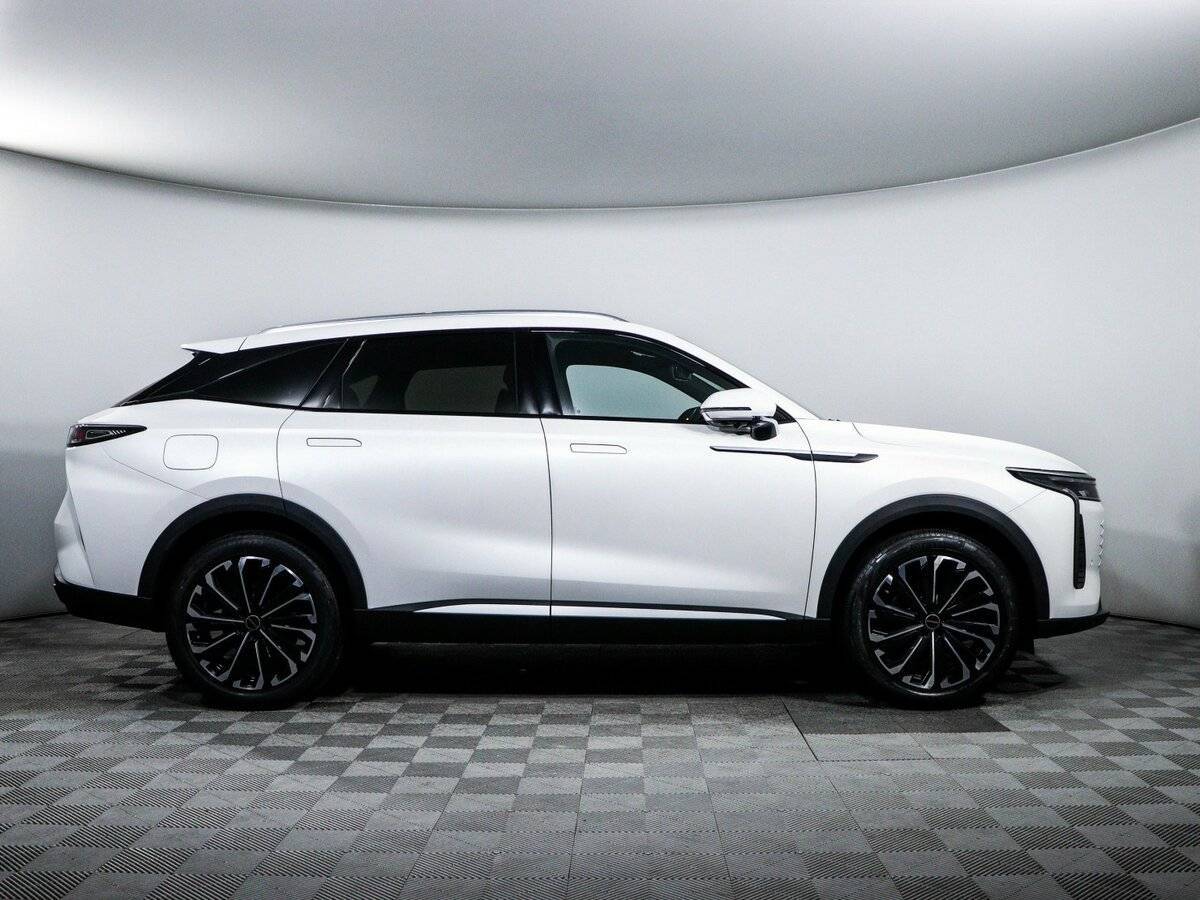 Купить Exeed RX, 2023, 32 000 км, фото №4