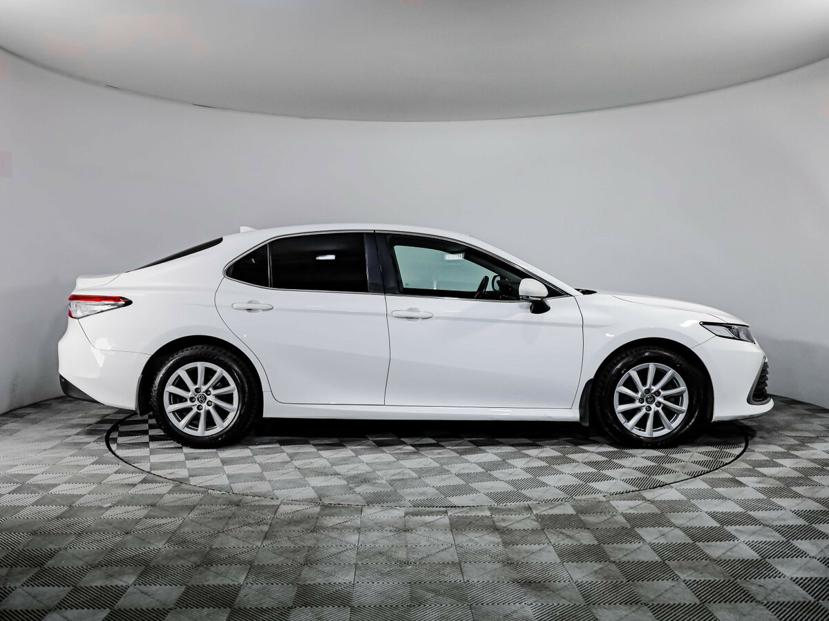 Купить Toyota Camry VIII (XV70) Рестайлинг, 2021, 155 293 км, фото №1