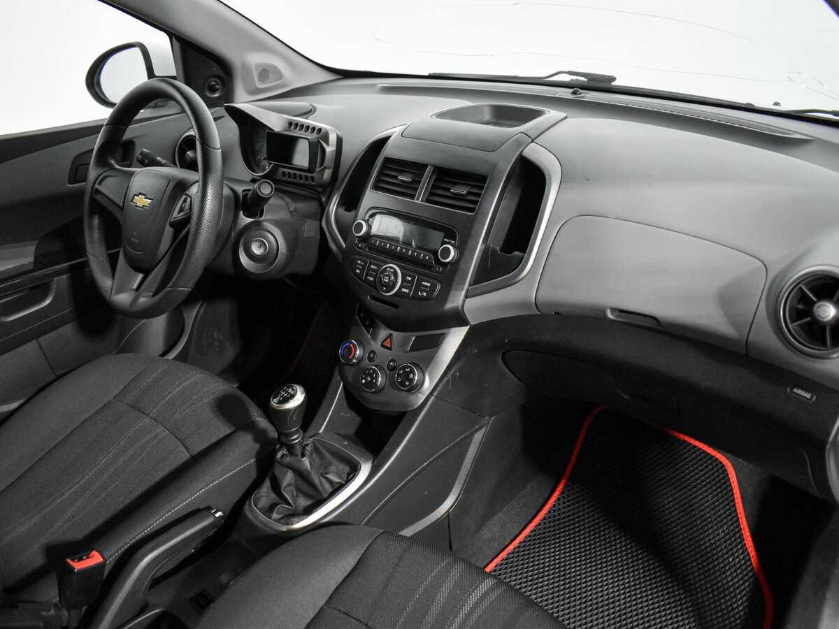 Купить Chevrolet Aveo, 2014, 67 846 км, фото №12